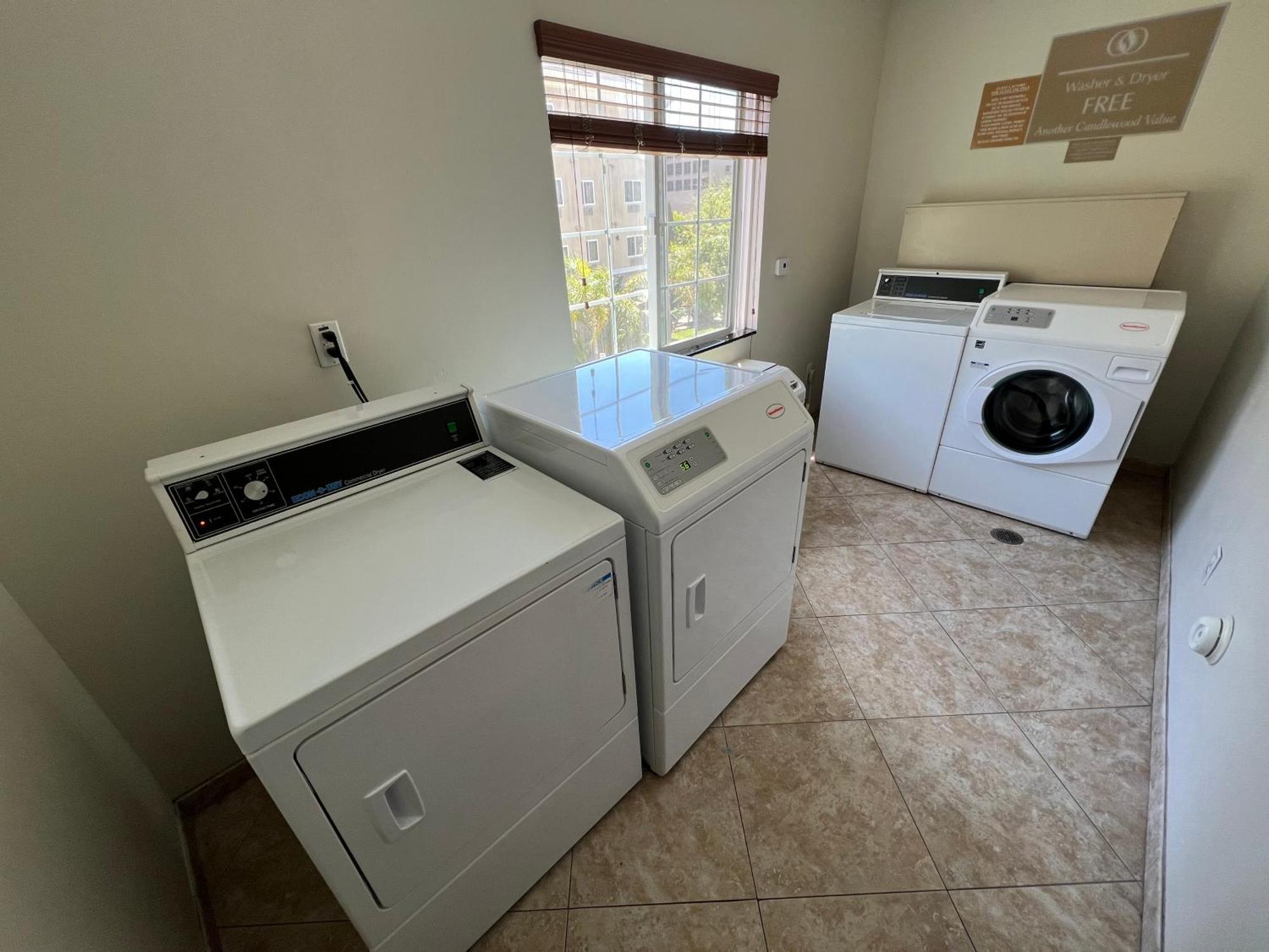Candlewood Suites Lax Hawthorne By Ihg Zewnętrze zdjęcie